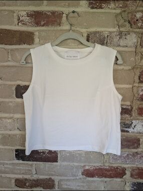 Neutral Ground Classic White Sleeveless Tank